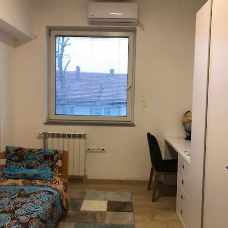 Spacious In Appartamento Skopje